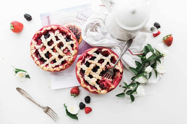 Comment réussir une tarte aux fraises avec une crème pâtissière parfumée?